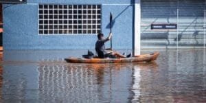 Frente fria formada por ciclone extratropical deve trazer chuva e temperatura baixa para todo o RS durante a semana