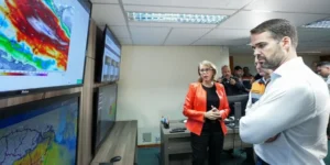 Leite suspende aulas em todo o RS na Quinta e Sexta-feira por Conta das Chuvas