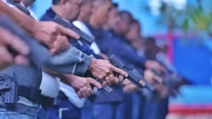 Polícia prende ao menos 60 suspeitos de crimes como assaltos e saques em meio às chuvas no RS