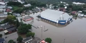 Cheia do Rio Jacuí deixa mais de 550 famílias desalojadas em São Jerônimo