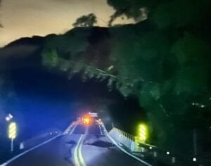 Ponte sobre o Rio Caí, na BR-116, cede parcialmente e é interditada neste Domingo (12)