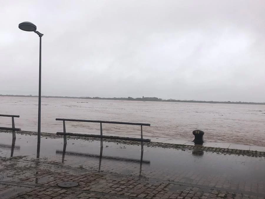guaiba-inundacao-cota-porto-alegre-23 Guaíba atinge cota de inundação em Porto Alegre