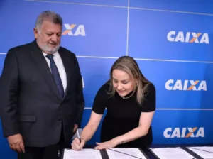 Governo gaúcho firma parceria com a Caixa Federal para medidas de enfrentamento à calamidade pública