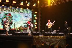 Terceira noite do 40° Rodeio Crioulo Internacional de Osório – 30ª Tafona da Canção Nativa e Show com César Oliveira e Rogério Melo