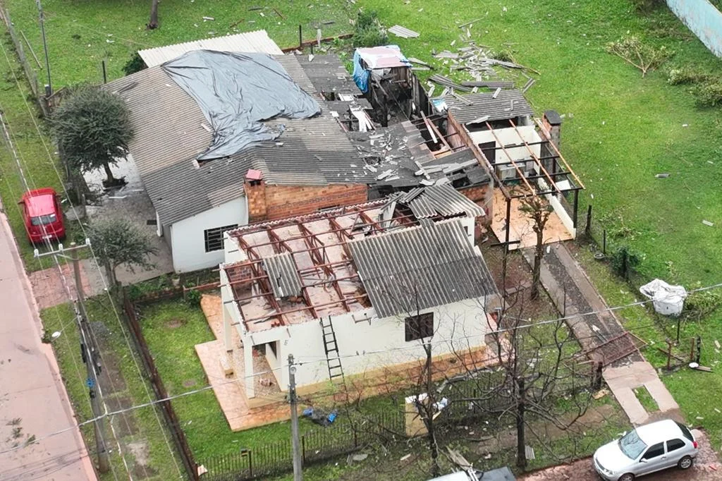 Defesa Civil estima que 15 mil pessoas tenham sido afetadas por forte temporal em São Luiz Gonzaga, nas Missões 11 4984108 04643ca2fe3a889
