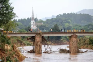 Mais de 617 mil pessoas ainda estão fora de casa no Rio Grande do Sul; 172 mortes foram confirmadas