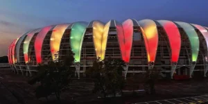 Inter retoma energia no Beira-Rio e ilumina estádio com cores do RS