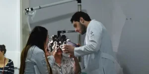 Atingidos pela chuva são beneficiados com consultas e óculos