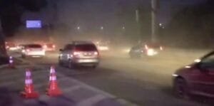 Retirada do corredor humanitário é concluída e trânsito é liberado na avenida Assis Brasil