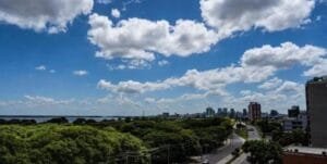 Sexta-feira será mais um dia de tempo firme e tarde quente