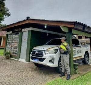 BM prende homem que furtou casaco de loja em Osório