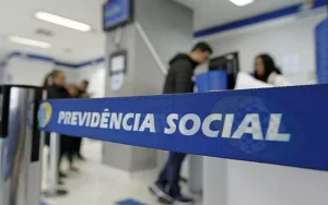 Por causa das enchentes no RS, governo suspende a prova de vida de aposentados e pensionistas