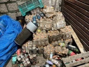 Operação em Porto Alegre desvenda depósito clandestino de produtos da enchente que seriam vendidos