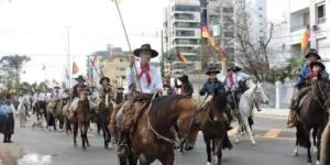 200 anos da Imigração Alemã é celebrado com a chegada da chama crioula e reabertura do Museu