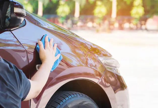 5 erros mais comuns na lavagem do carro que prejudicam a pintura 4 5 erros mais comuns na lavagem do carro 1