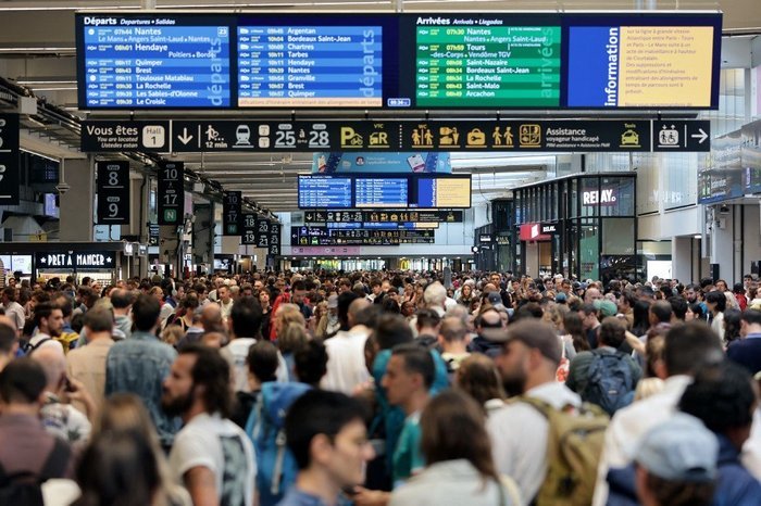Ataques de vândalos afetam trens de alta velocidade na França no dia da abertura das Olimpíadas de Paris