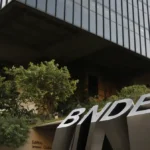 BNDES divulga edital de concurso com 150 vagas e salários de R$ 20,9 mil
