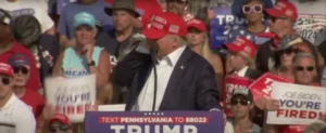 Trump é ferido e sai ensanguentado de comício na Pensilvânia