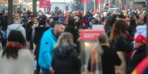 Compras e contato com os animais marcam o domingo de grande público na Expointer