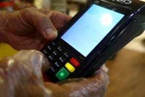 Cidade gaúcha cria o Tacuapi, moeda digital própria para usar no comércio local