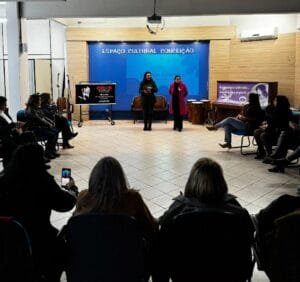 Em alusão ao Agosto Lilás, AMT de Osório discute violência contra a mulher