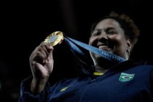 Resumo olímpico: o primeiro ouro e as classificações no basquete e no vôlei para o Brasil