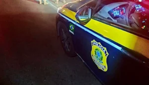 Homem vai até posto da Polícia Rodoviária Federal na Freeway para confessar que matou a mulher e se entregar