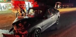 Colisão frontal deixa 10 pessoas feridas na BR 290, em Arroio dos Ratos