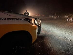 Jovem morre em colisão entre moto e cavalo no Jardim das Fontes, em Canela