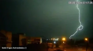 Mais de 400 raios foram registrados no interior do Rio Grande do Sul