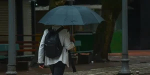 Temperaturas caem e chuva avança pelo RS nesta Sexta-feira
