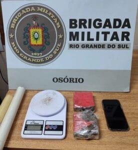 BM apreende drogas com dupla em Osório