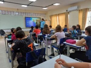Programa de voluntariado da Corsan leva atividades de educação ambiental a escolas
