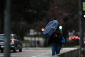 Frente fria traz grande volume de chuva e possibilidade de temporal nesta Quarta-feira
