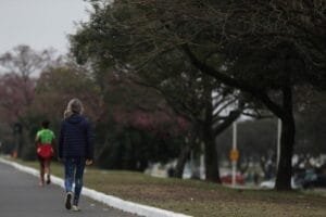 Temperatura no RS deve chegar a 36ºC nos próximos dias, mas frente fria é esperada no final da semana