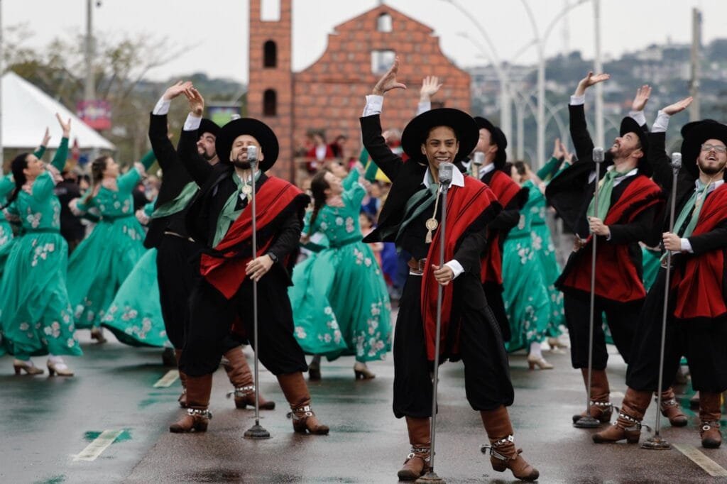 Desfile Farroupilha movimenta a manhã desta Sexta-feira em Porto Alegre 1 5036915 69fc6b00f24037d
