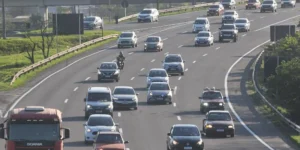 Saídas de Porto Alegre devem registrar grande movimentação em direção ao interior e Litoral durante Feriadão