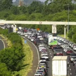 Volta do feriado provoca movimento intenso na FreeWay