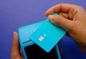 Ao completar 96 anos, Banrisul anuncia novidades como a Conta Digital e Conta Internacional Multimoedas