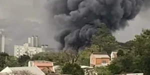 Incêndio atinge loja de auto-peças no bairro Glória, em Porto Aleg