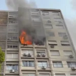 Incêndio atinge apartamento no Centro de Porto Alegre