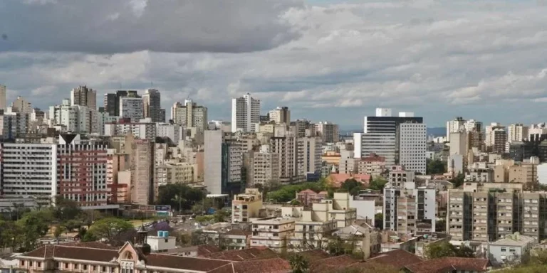 Domingo dever ter máximas de 35°C no Rio Grande do Sul