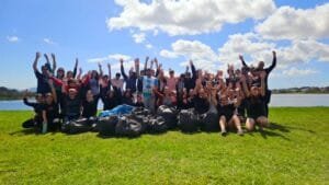 Projeto de Limpeza da Orla da Lagoa do Marcelino mobiliza alunos em Osório