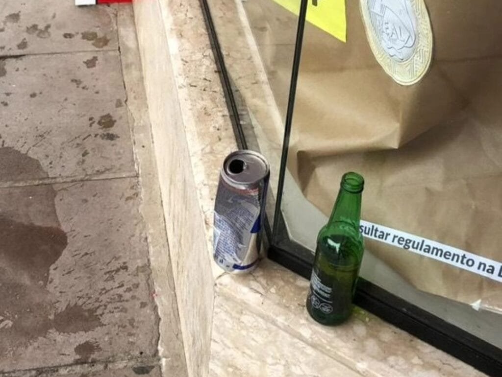 Sujeira deixada em frente aos estabelecimentos comerciais de Osório gera incômodo e demanda por conscientização 2 464809048 8296221530476168 1745831422528533835 n