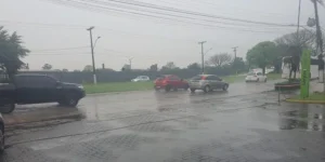 Forte chuva causa transtornos em Pelotas