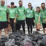 Primeira ação da Semana Conexão Natureza recolhe mais de 130 kg de lixo em Tramandaí