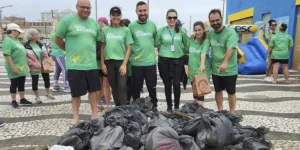 Primeira ação da Semana Conexão Natureza recolhe mais de 130 kg de lixo em Tramandaí