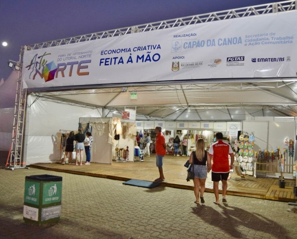 A Feira de Artesanato do Litoral Norte, a Artenorte, teve sua abertura oficial na noite desta Quinta-feira 1 466869925 884716793789902 8967812760700403745 n