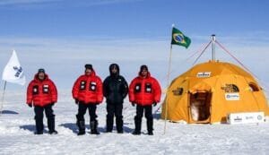 Expedição à Antártica busca trazer novos dados para subsidiar pesquisas sobre mudanças climáticas