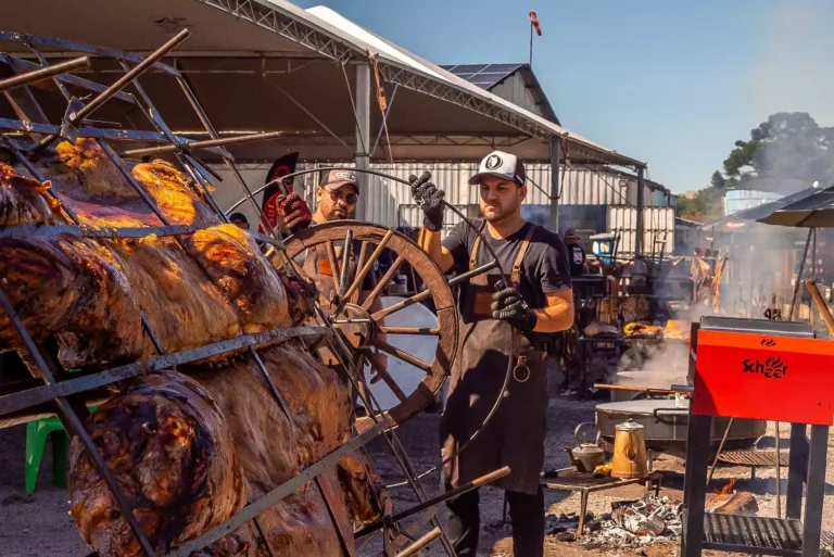 Confraria SG em Gramado terá seis horas de open churras e open bar no dia 16 de novembro